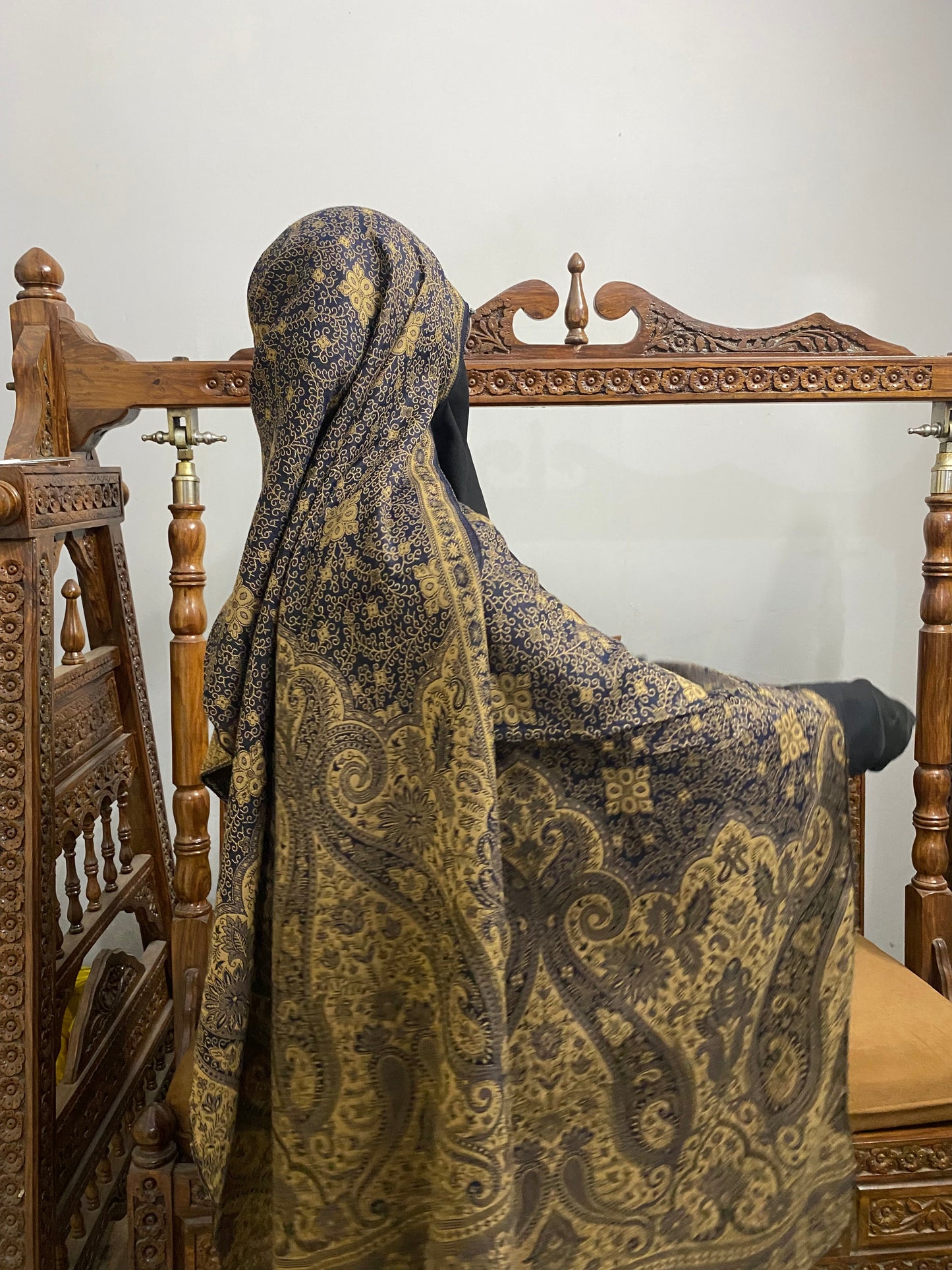 Mocha Velvet Pashmina